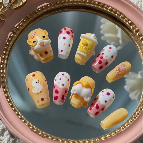 Handmade 3D press-ons w/ polka dots & corgies charms. (Nail Glue Included!) - Picture 7 of 8